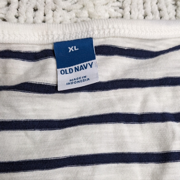 NWT Old Navy Button-Down Striped Tee, XL - Picture 3 of 5